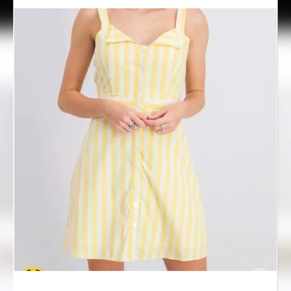 WAYF Bolton Mini Dress Striped Yellow Button Up. Size medium - Picture 10 of 10